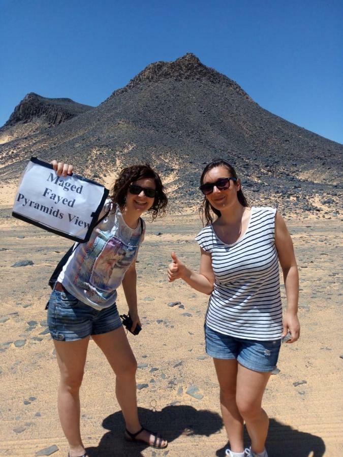 Maged Pyramids View Inn Kafrat al Jabal ภายนอก รูปภาพ